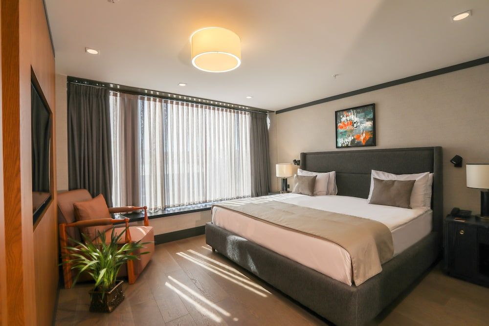 undefined Root Karakoy 2