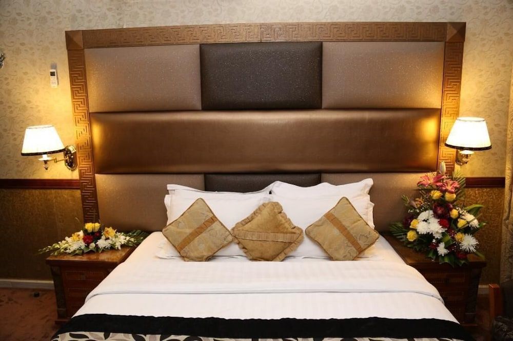 undefined ABJAD CROWN HOTEL 8