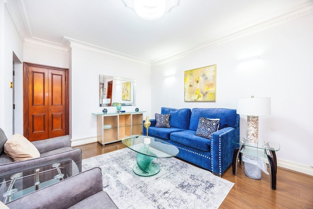 Carlton Court - Mayfair Apartment, 1 Bedroom, Ensuite 16