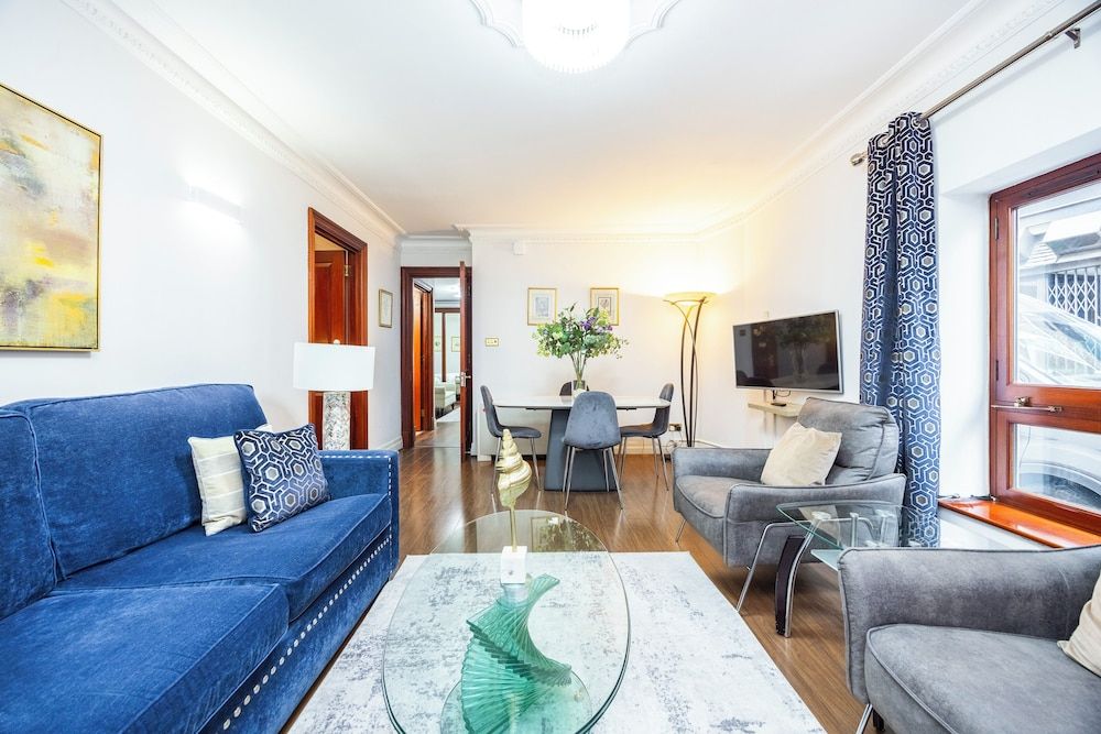Carlton Court - Mayfair Apartment, 1 Bedroom, Ensuite 17