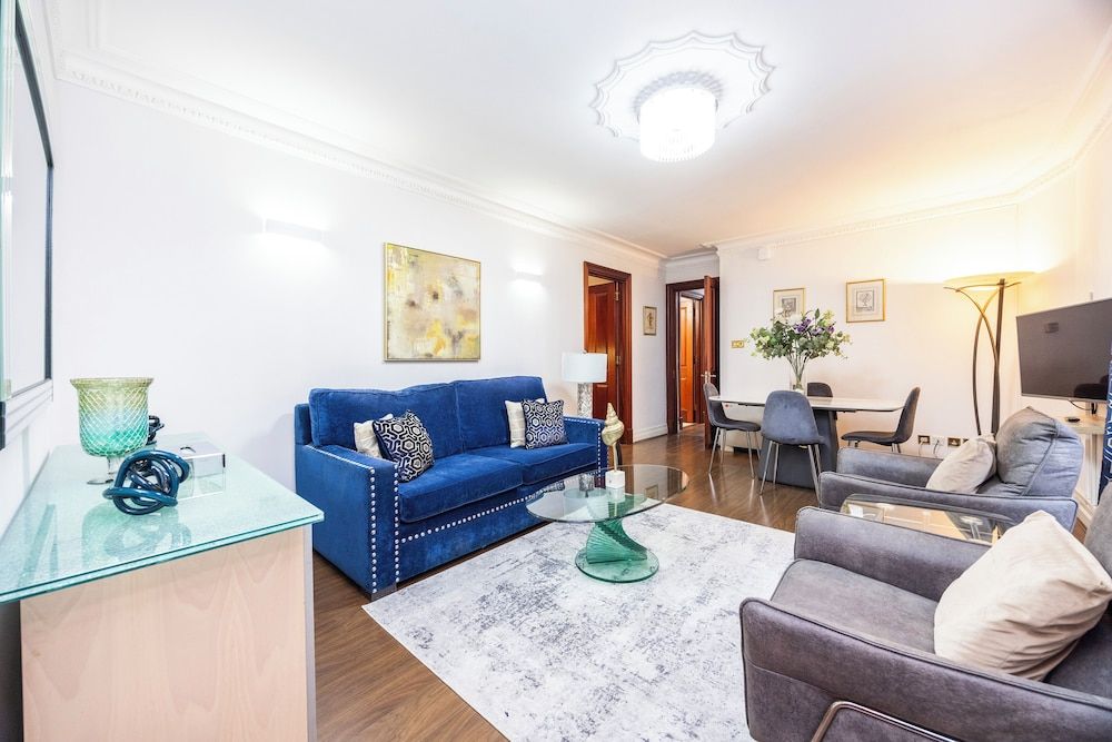 Carlton Court - Mayfair Apartment, 1 Bedroom, Ensuite 18