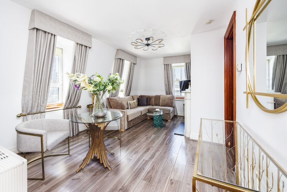 Carlton Court - Mayfair Penthouse, 1 Bedroom 11