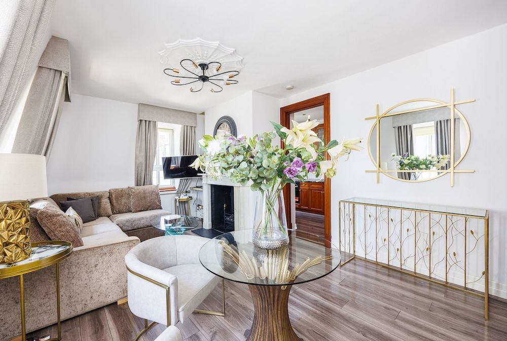 Carlton Court - Mayfair Penthouse, 1 Bedroom 5