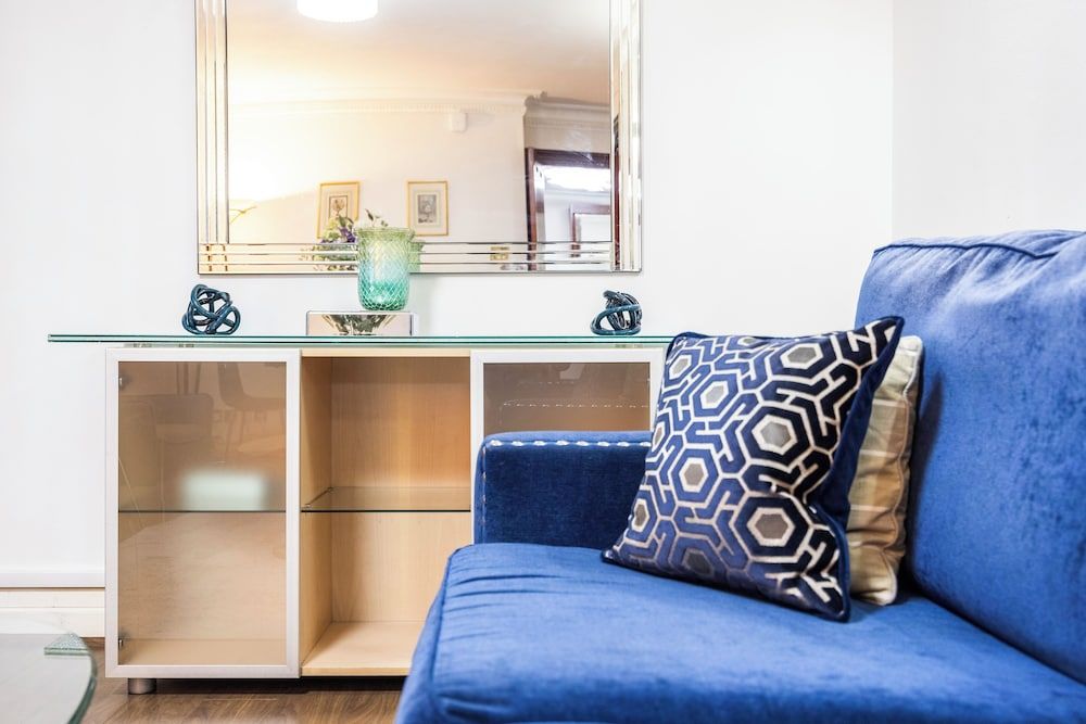 Carlton Court - Mayfair Apartment, 1 Bedroom, Ensuite 15