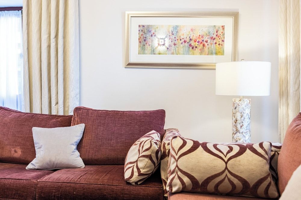 Carlton Court - Mayfair Duplex, 2 Bedrooms (1.5 Bathrooms) 22