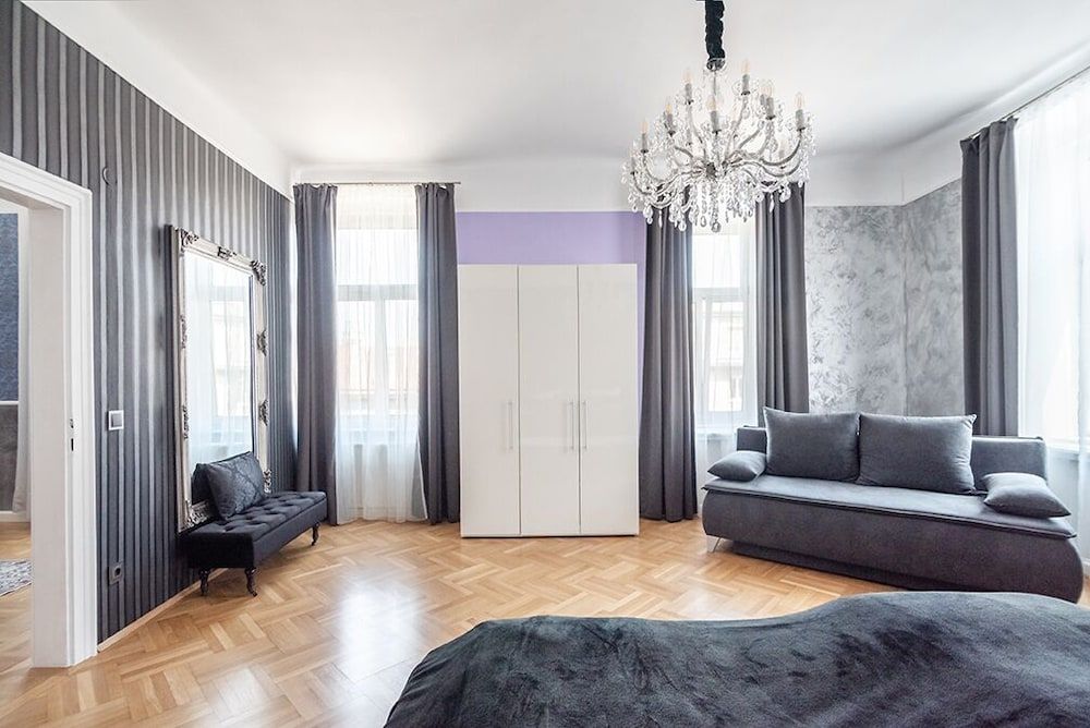 undefined Sophies Place Yppenplatz 4