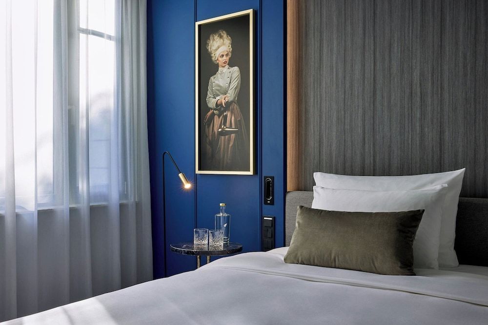 undefined Hotel Luc, Autograph Collection 10