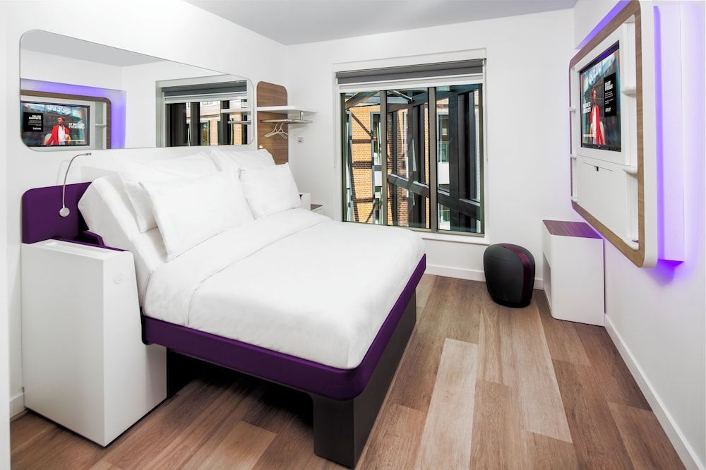 undefined Yotel London City 7