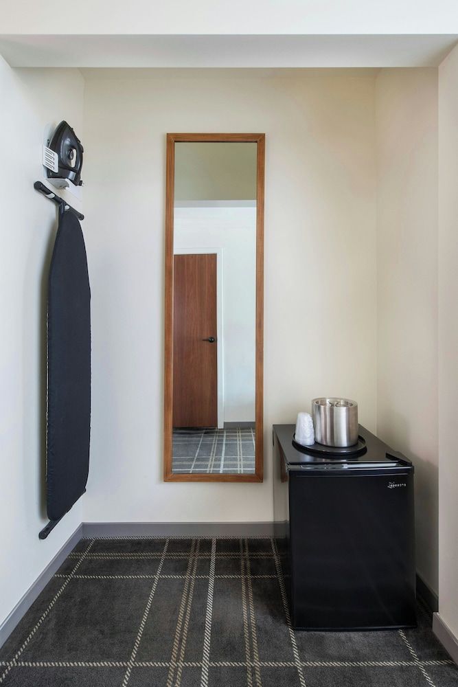 FOUND Hotels, Santa Monica, Series by Marriott Room, 2 Queen Beds 23