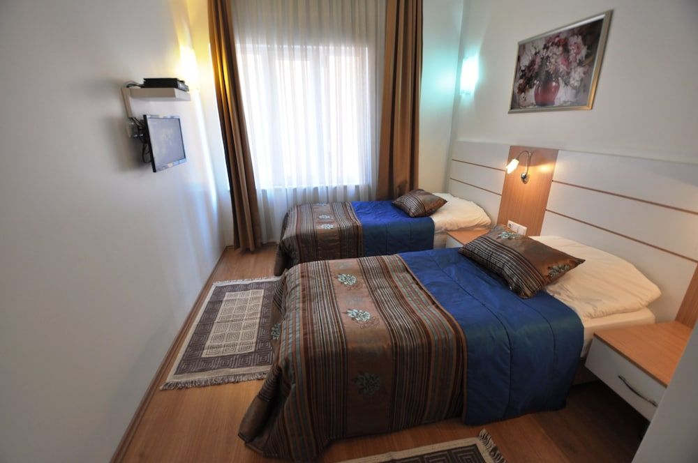 Khalkedon Hotel Istanbul Basic Double or Twin Room 7