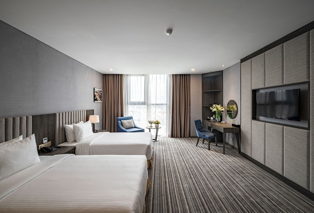 undefined Muong Thanh Luxury Saigon Hotel 3