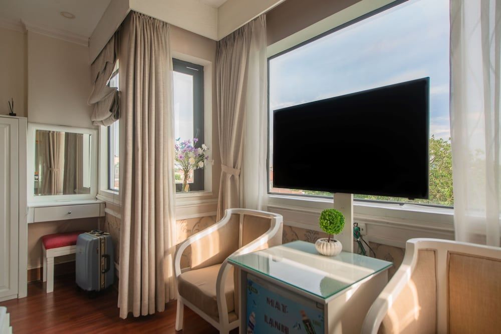 undefined Anh Dao Hotel 10