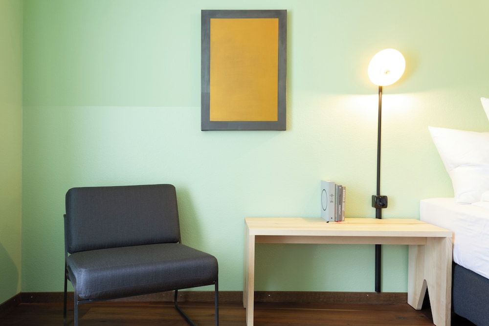 Hotel Schlüssel Standard Double Room, 1 Queen Bed, Non Smoking, Private Bathroom 6