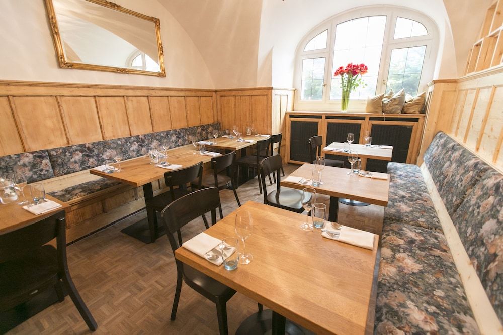 undefined Boutique Hotel Schlüssel seit 1545 10