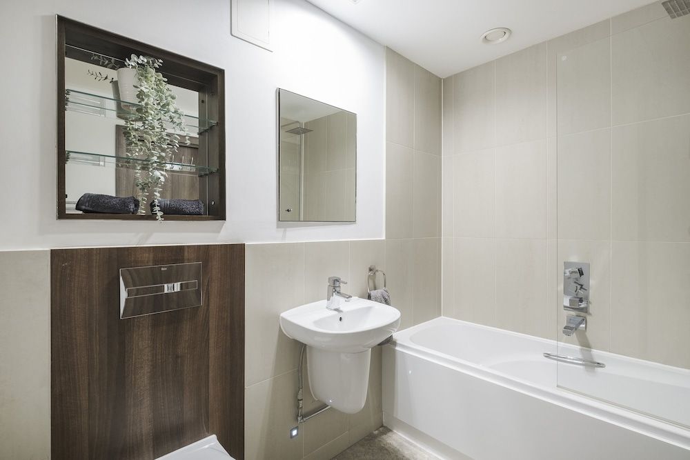 undefined Modern Pet Friendly Apartment by MSS 3