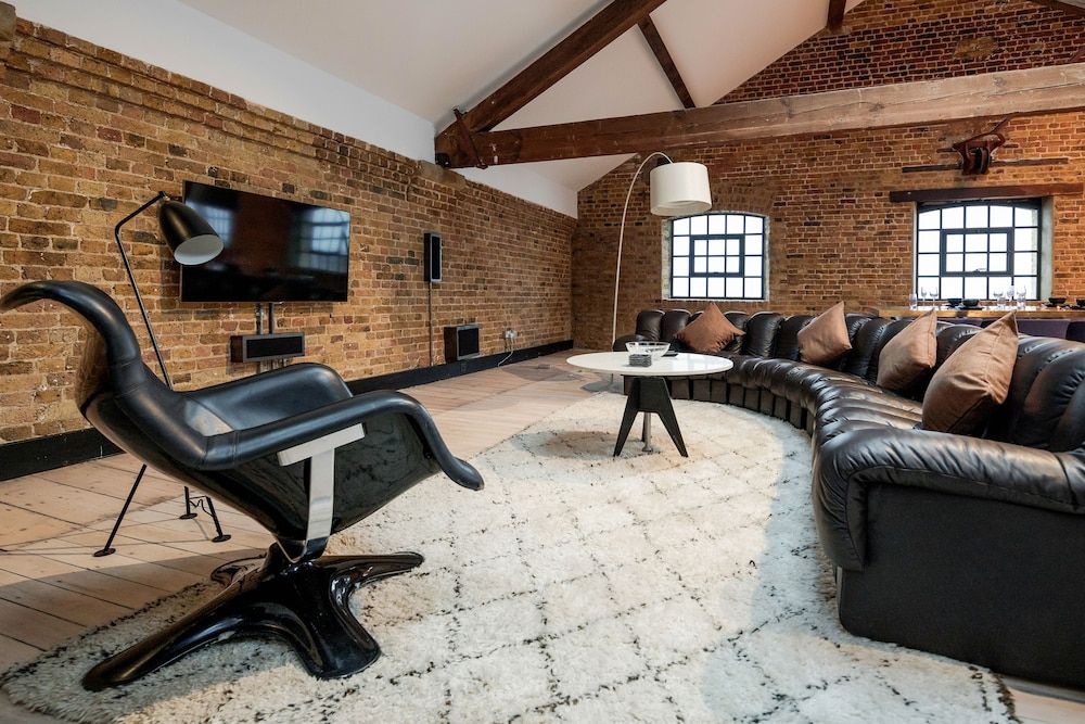 Skyline Water Front Penthouse Apartment Exclusive Apartment (Metro 605) 13