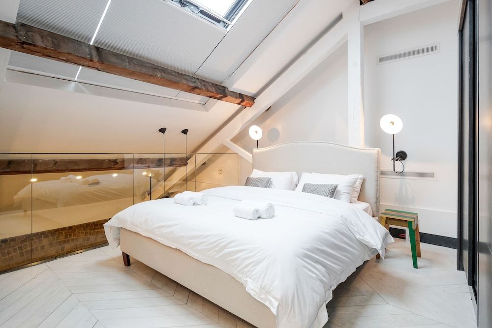 Skyline Water Front Penthouse Apartment Exclusive Apartment (Metro 605) 5