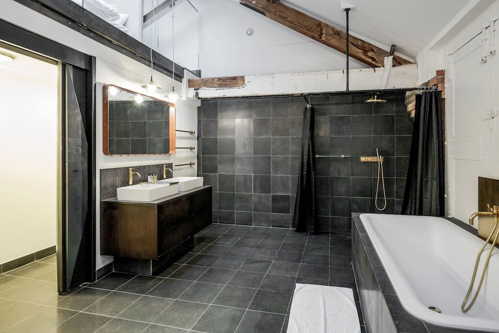 Skyline Water Front Penthouse Apartment Exclusive Apartment (Metro 605) 15