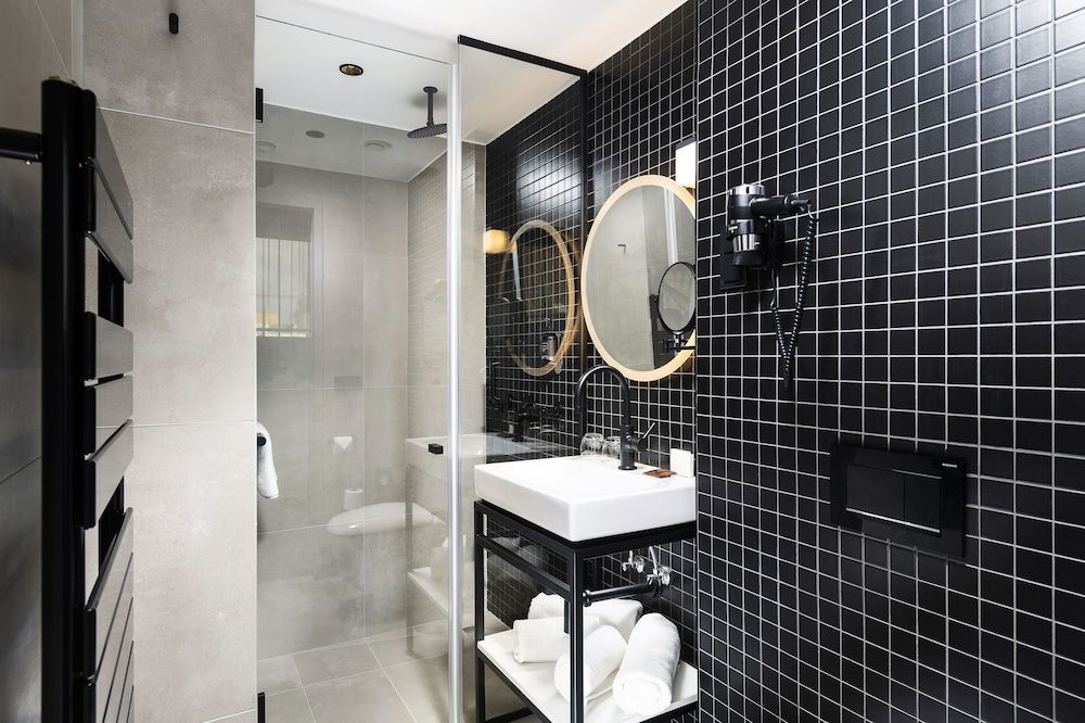 undefined Three Corners Downtown Hotel 10