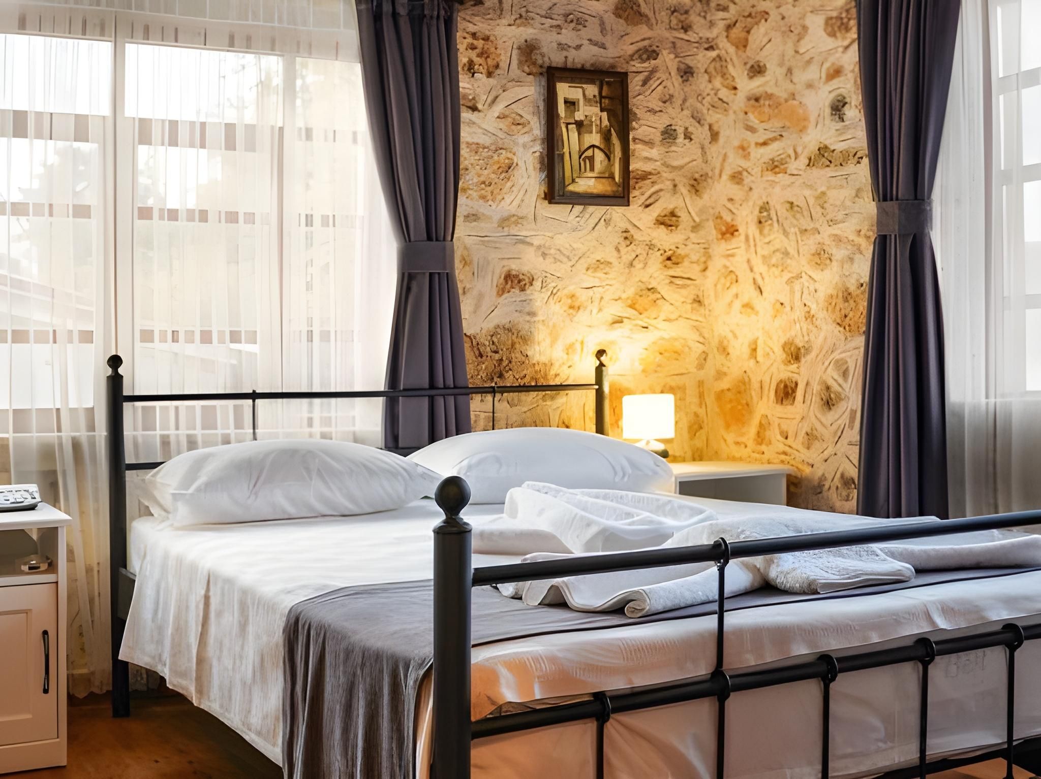 Double Deluxe Room