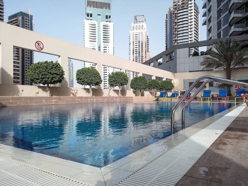 undefined Enticing Studio in Dubai Marina - Next to Beach!
