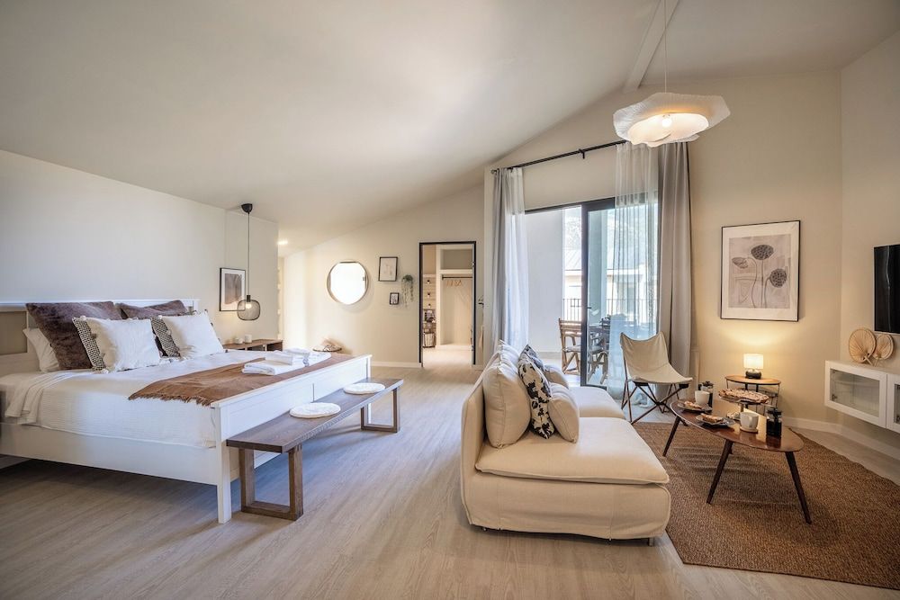 Payava Hotel by True Blue