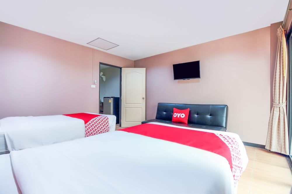 undefined OYO 697 Asia Family Bangkok 10