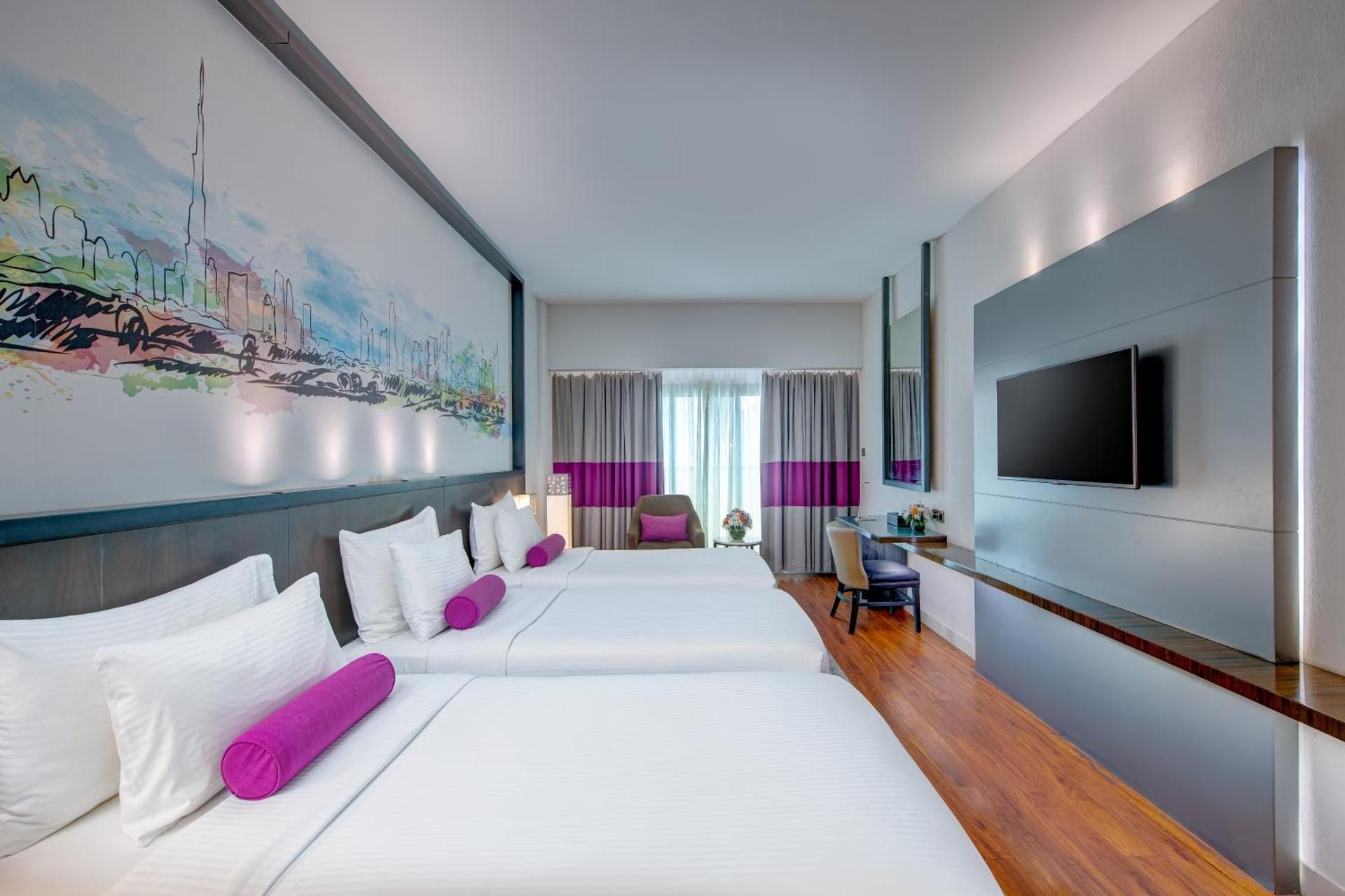 3 Twin Beds, Executive Family Room, Non-Smoking