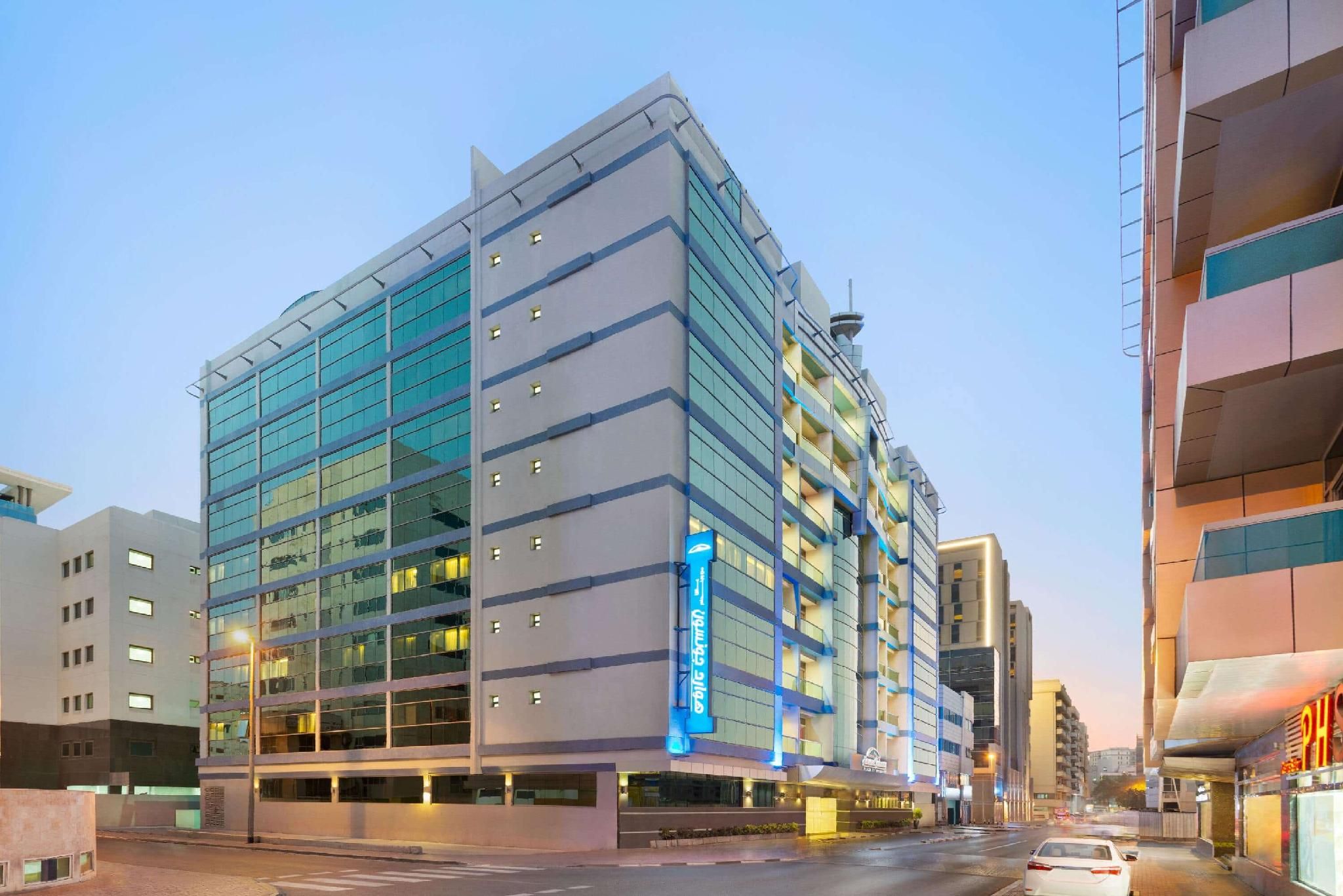 Howard Johnson Plaza by Wyndham Dubai Deira