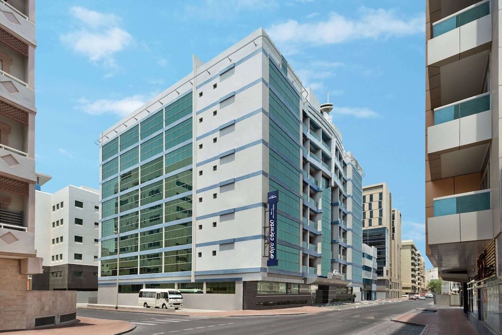 undefined Howard Johnson Plaza By Wyndham Dubai Deira 2