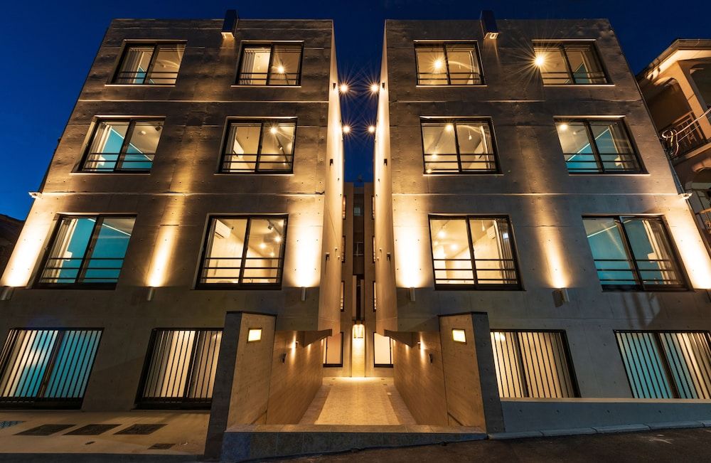 undefined Luana Shibuya 7