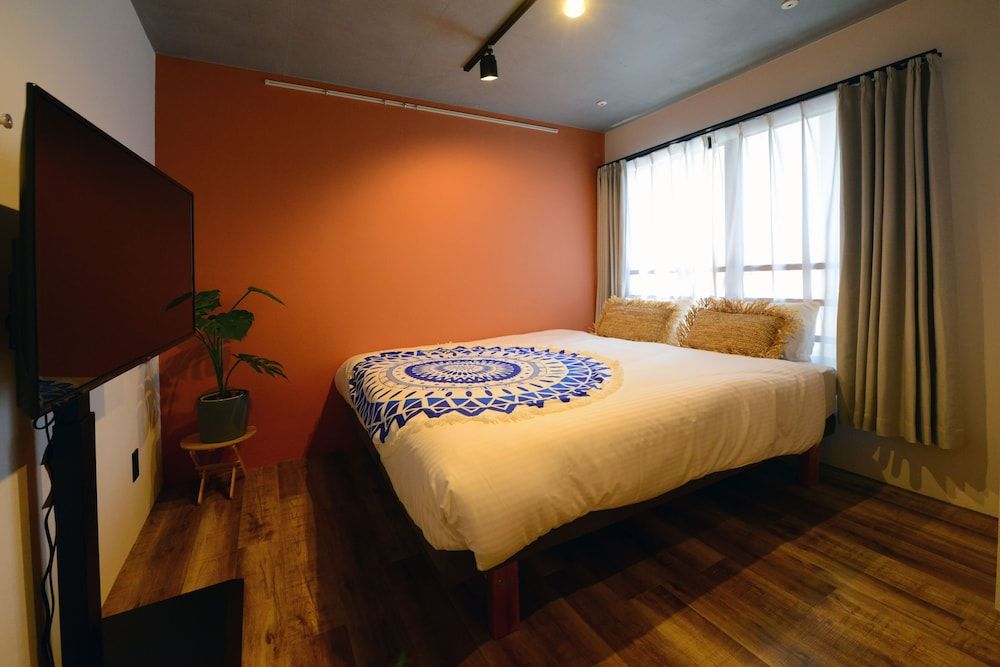 undefined Luana Shibuya 2