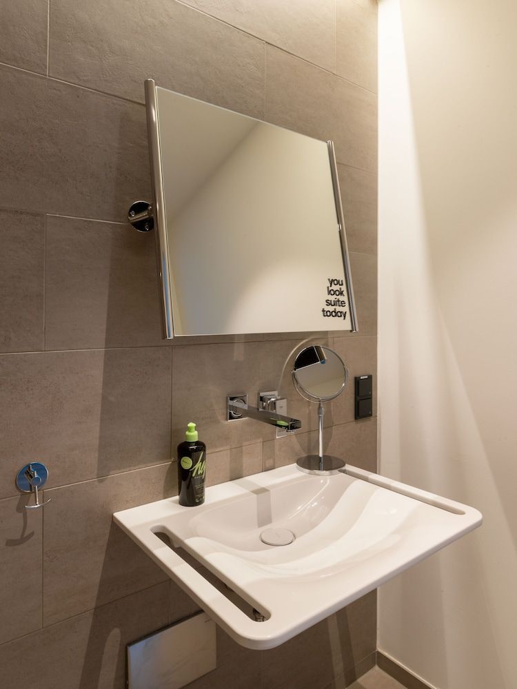 limehome Berlin Müllerstraße Suite M - barrier-free 6