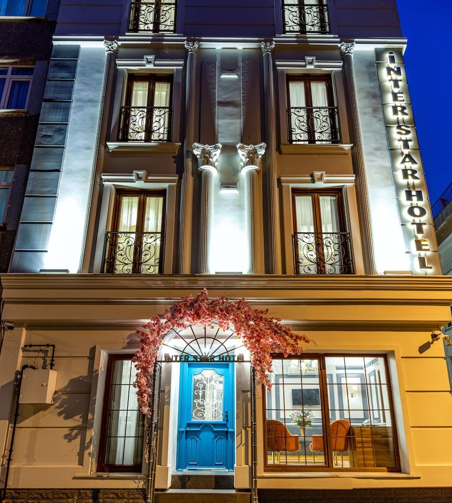 undefined Interstar Hotel 10