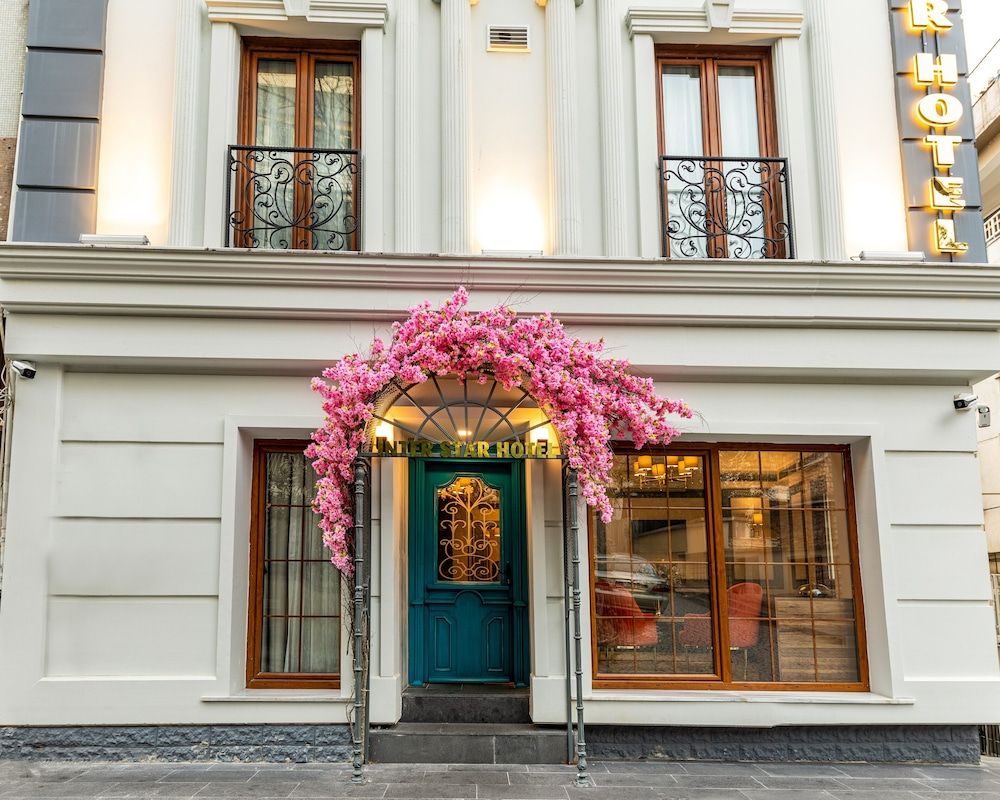 undefined Interstar Hotel 6