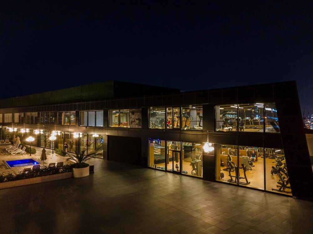 undefined Windsor Hotel & Convention Center 7