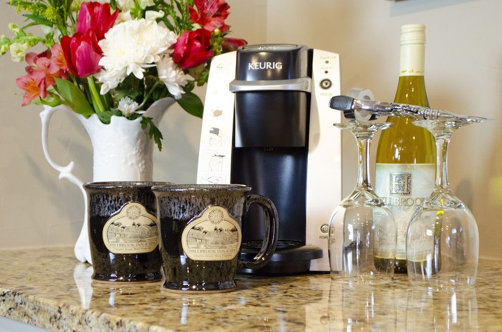 Hillbrook Inn Room (North Suite - Hawthorn) 2