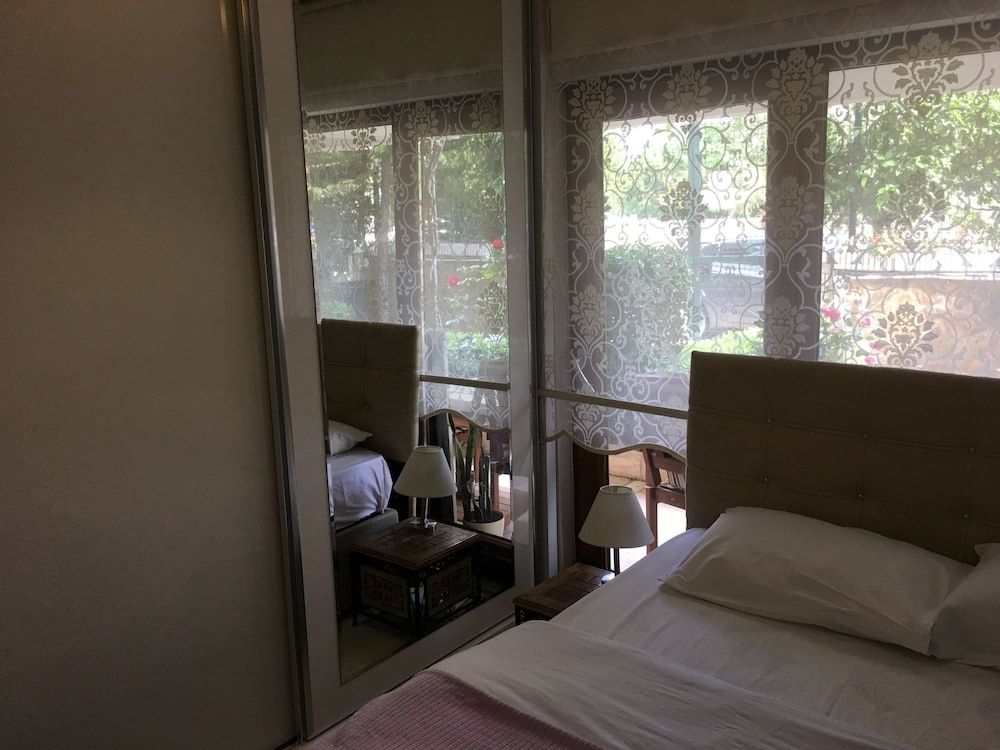 undefined Orange Garden 7