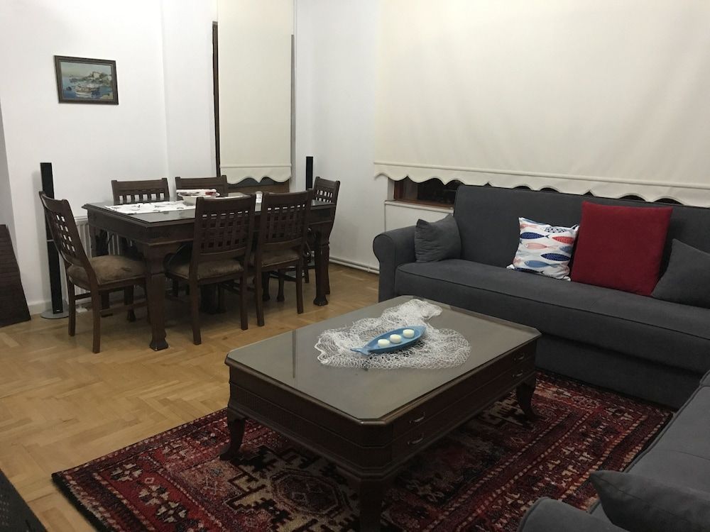 undefined Orange Garden 8