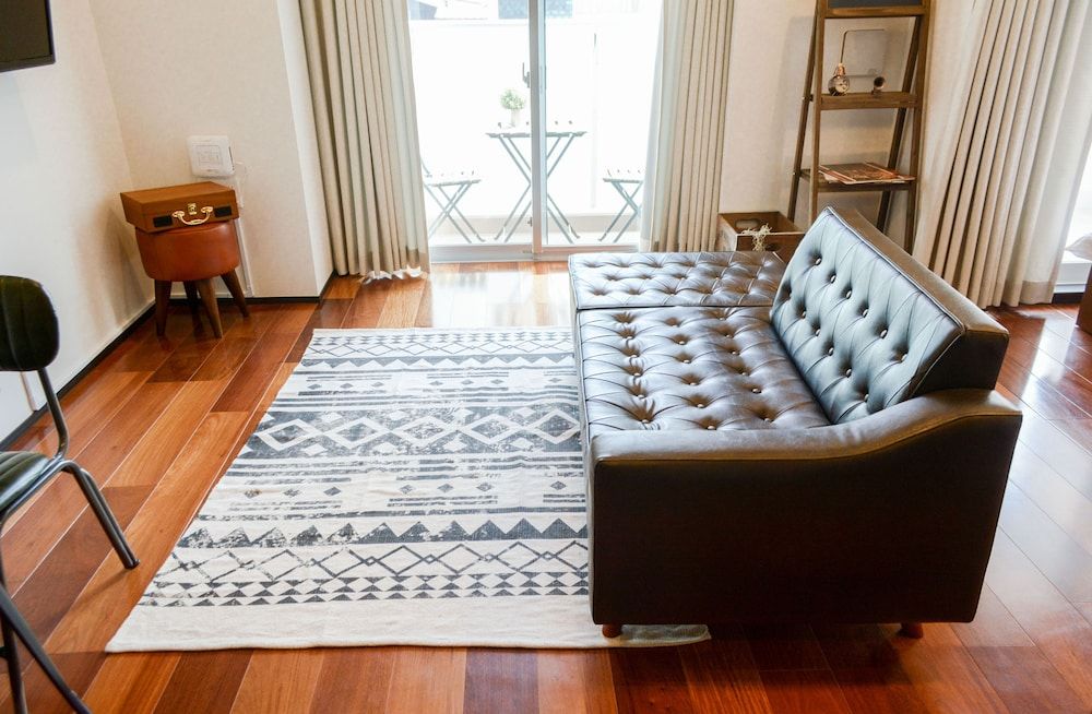 intheHood: Tsukiji Studio 401 5