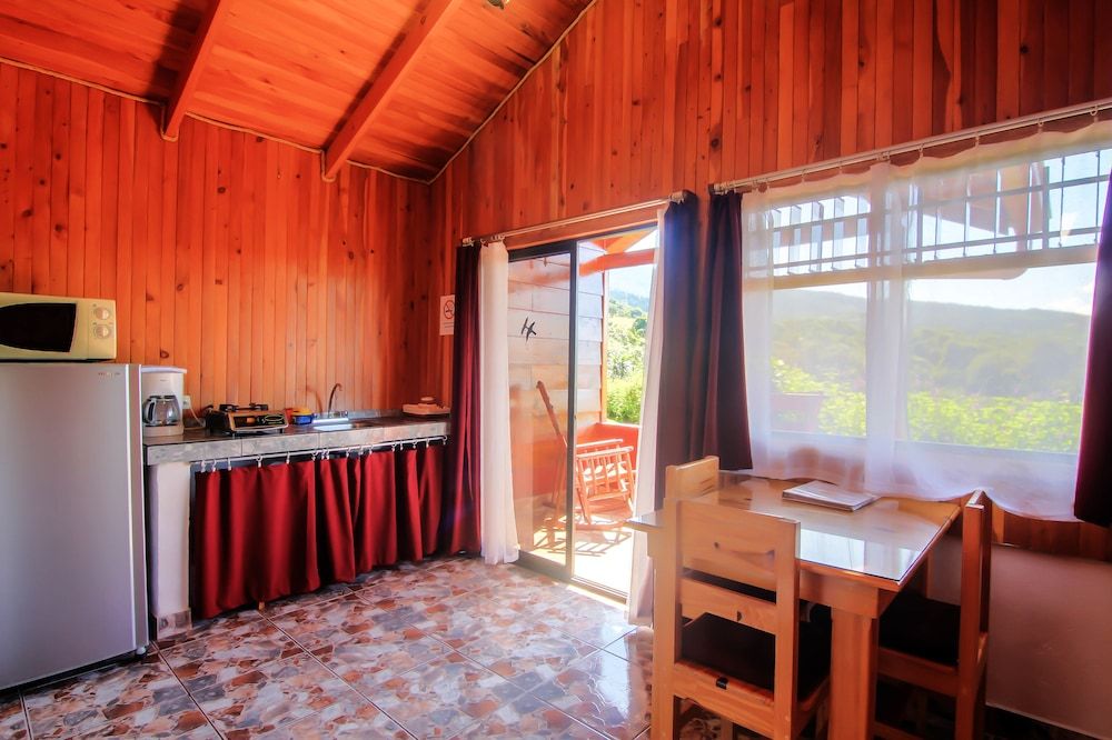 Hotel Mango Valley Superior Double Room, 1 Queen Bed 3