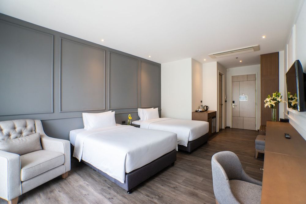 Deluxe Twin Room, Pool View