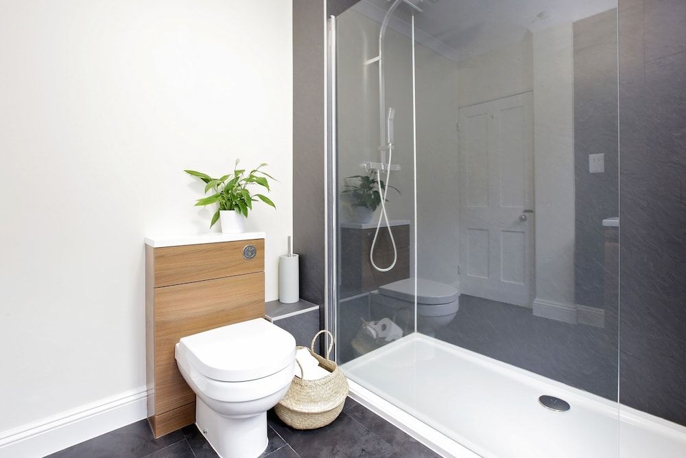 Quiet Historic Mews- Hyde Park Three-Bedroom Apartment 20