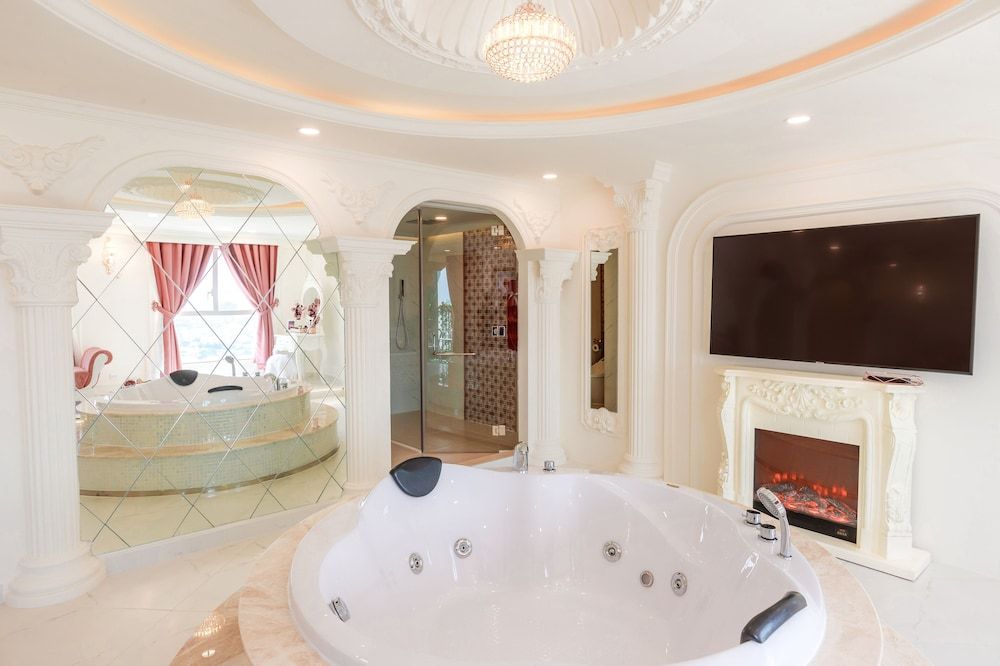 undefined Couple Retreats - Romantic Apartment 3