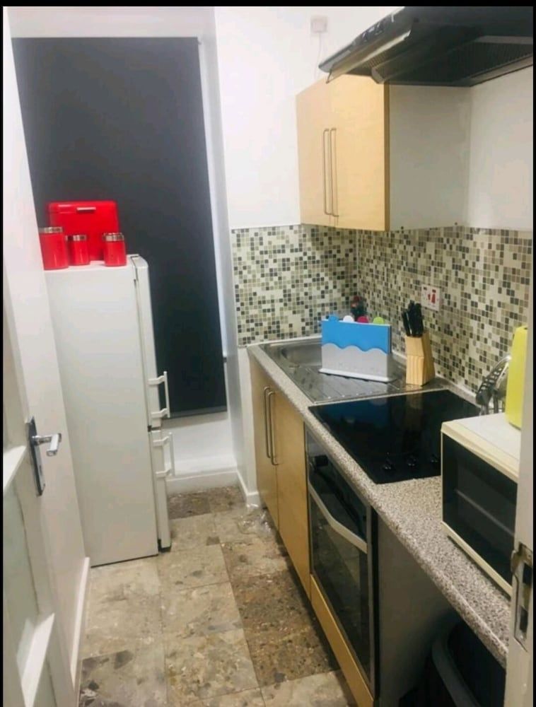 undefined Forset Court 7