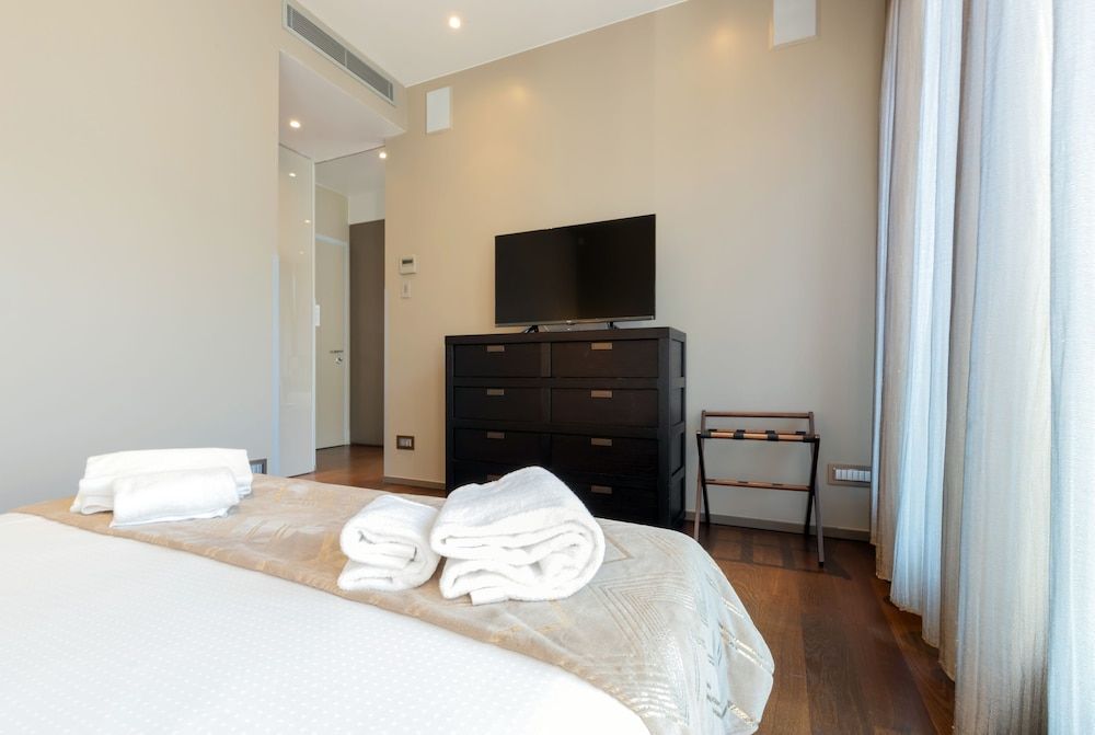 Junior Apartment (via san Pietro All Orto 6)
