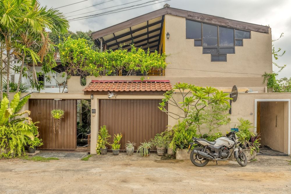 undefined Drop Inn Colombo 5