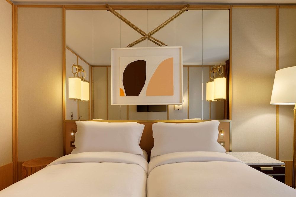 Family Room, 1 King Bed (Connecting Rooms)