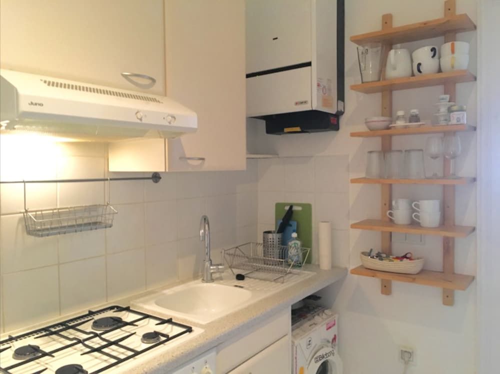 Green and Quiet Apartment near Center Apartment Top 25 (incl. EUR60 Cleaning, Towel+Linen Fee) 4