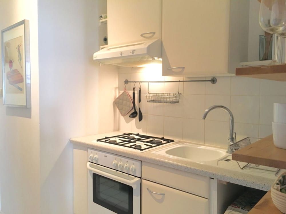 Green and Quiet Apartment near Center Apartment Top 25 (incl. EUR60 Cleaning, Towel+Linen Fee) 5